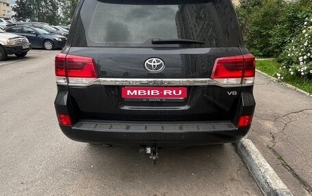 Toyota Land Cruiser 200, 2015 год, 5 500 000 рублей, 2 фотография