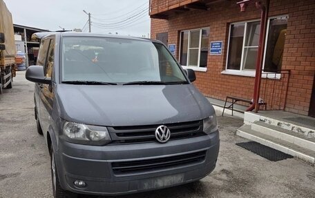 Volkswagen Caravelle T5, 2012 год, 1 500 000 рублей, 4 фотография