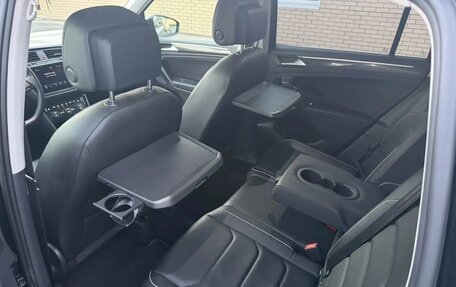 Volkswagen Tiguan II, 2020 год, 3 450 000 рублей, 9 фотография