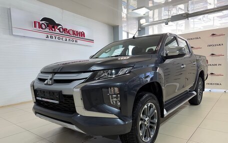 Mitsubishi L200 IV рестайлинг, 2021 год, 2 850 000 рублей, 3 фотография