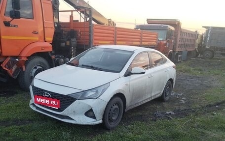 Hyundai Solaris II рестайлинг, 2020 год, 910 000 рублей, 2 фотография