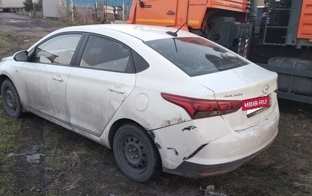 Hyundai Solaris II рестайлинг, 2020 год, 910 000 рублей, 3 фотография