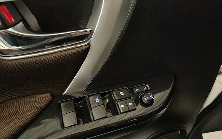 Toyota Fortuner II, 2018 год, 3 499 000 рублей, 6 фотография