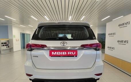 Toyota Fortuner II, 2018 год, 3 499 000 рублей, 4 фотография