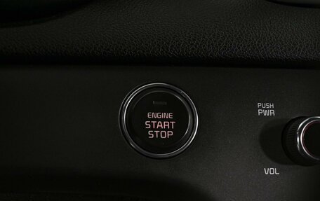 KIA Sportage IV рестайлинг, 2020 год, 2 820 000 рублей, 21 фотография