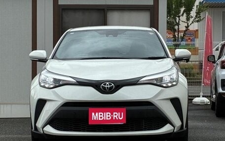 Toyota C-HR I рестайлинг, 2022 год, 1 300 000 рублей, 2 фотография