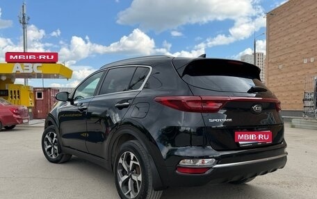 KIA Sportage IV рестайлинг, 2021 год, 2 299 999 рублей, 7 фотография