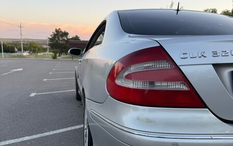 Mercedes-Benz CLK-Класс, 2002 год, 450 000 рублей, 12 фотография