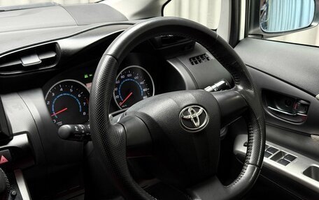 Toyota Wish II, 2010 год, 1 299 000 рублей, 18 фотография