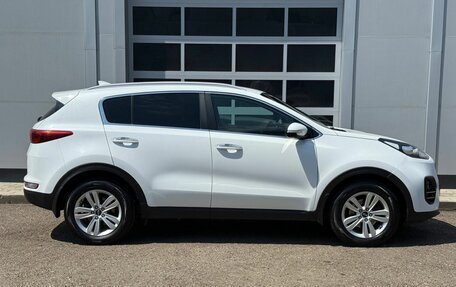 KIA Sportage IV рестайлинг, 2017 год, 1 750 000 рублей, 6 фотография