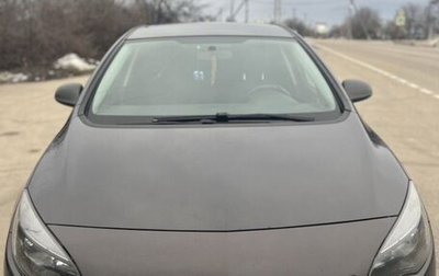 Opel Astra J, 2013 год, 840 000 рублей, 1 фотография