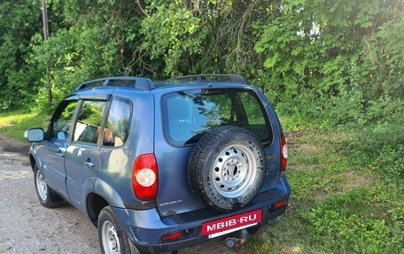 Chevrolet Niva I рестайлинг, 2010 год, 320 000 рублей, 3 фотография