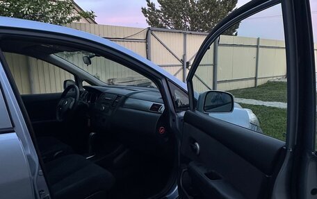 Nissan Tiida, 2011 год, 800 000 рублей, 9 фотография