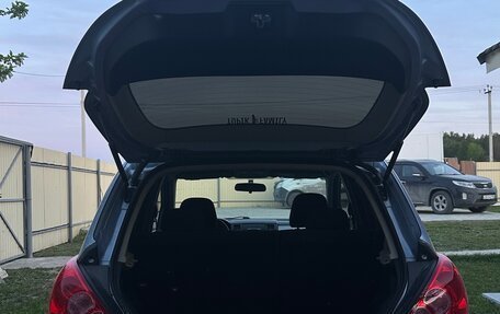 Nissan Tiida, 2011 год, 800 000 рублей, 6 фотография
