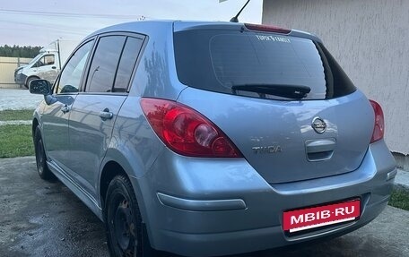 Nissan Tiida, 2011 год, 800 000 рублей, 3 фотография