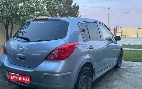 Nissan Tiida, 2011 год, 800 000 рублей, 2 фотография