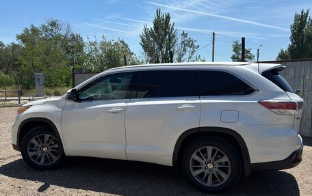 Toyota Highlander III, 2014 год, 2 950 000 рублей, 7 фотография