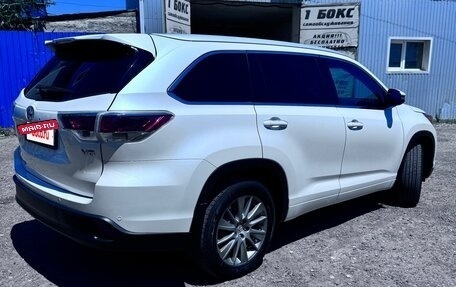 Toyota Highlander III, 2014 год, 2 950 000 рублей, 5 фотография