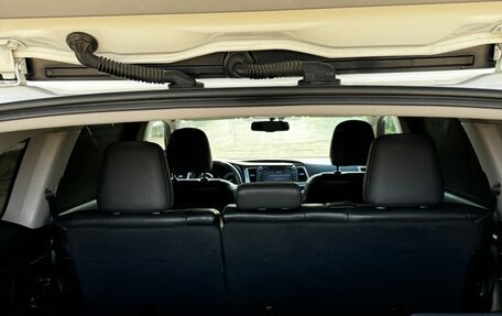 Toyota Highlander III, 2014 год, 2 950 000 рублей, 15 фотография