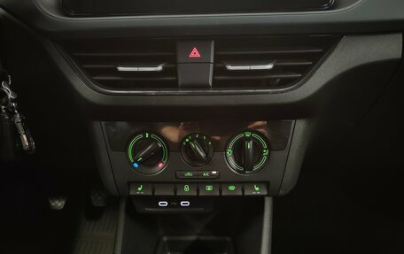 Skoda Rapid II, 2021 год, 1 382 000 рублей, 11 фотография