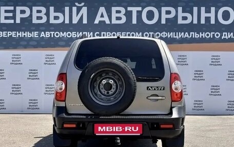 Chevrolet Niva I рестайлинг, 2018 год, 849 900 рублей, 6 фотография