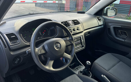 Skoda Fabia II, 2013 год, 650 000 рублей, 7 фотография