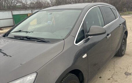 Opel Astra J, 2013 год, 840 000 рублей, 3 фотография