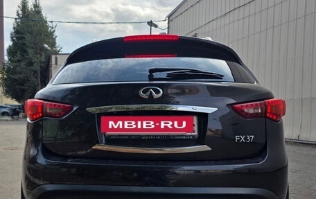 Infiniti FX II, 2013 год, 1 790 000 рублей, 5 фотография