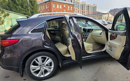 Infiniti FX II, 2013 год, 1 790 000 рублей, 10 фотография