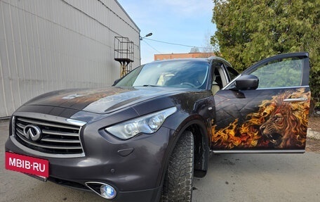 Infiniti FX II, 2013 год, 1 790 000 рублей, 9 фотография