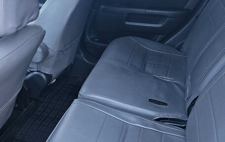 Honda CR-V II рестайлинг, 2004 год, 720 000 рублей, 11 фотография