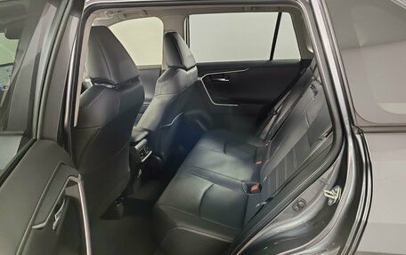 Toyota RAV4, 2025 год, 6 190 000 рублей, 12 фотография