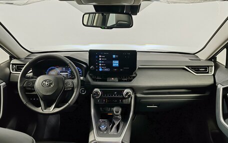 Toyota RAV4, 2025 год, 6 190 000 рублей, 14 фотография