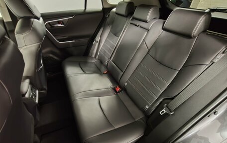 Toyota RAV4, 2025 год, 6 190 000 рублей, 22 фотография