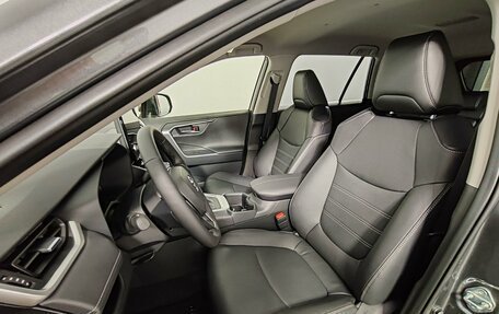 Toyota RAV4, 2025 год, 6 190 000 рублей, 21 фотография