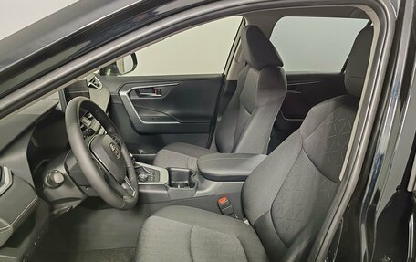 Toyota RAV4, 2025 год, 5 490 000 рублей, 14 фотография