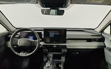 Toyota RAV4, 2026 год, 5 790 000 рублей, 12 фотография