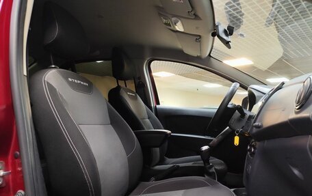 Renault Logan II, 2022 год, 1 299 000 рублей, 13 фотография