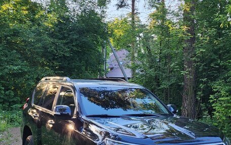 Toyota Land Cruiser Prado 150 рестайлинг 2, 2019 год, 3 148 000 рублей, 5 фотография