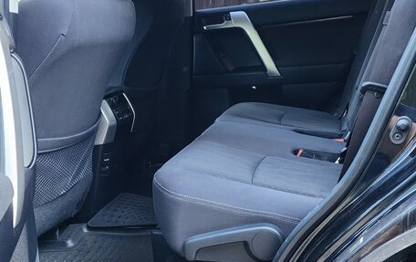 Toyota Land Cruiser Prado 150 рестайлинг 2, 2019 год, 3 148 000 рублей, 8 фотография