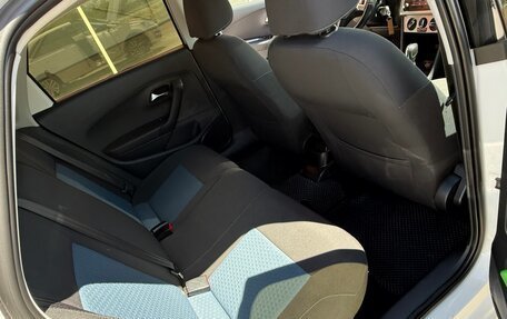 Volkswagen Polo VI (EU Market), 2013 год, 850 000 рублей, 11 фотография