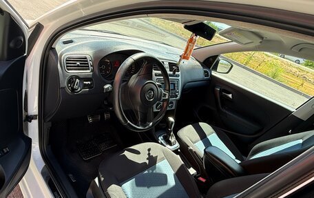 Volkswagen Polo VI (EU Market), 2013 год, 850 000 рублей, 7 фотография