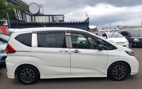 Honda Freed II, 2022 год, 1 405 000 рублей, 4 фотография