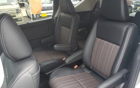 Honda Freed II, 2022 год, 1 405 000 рублей, 32 фотография