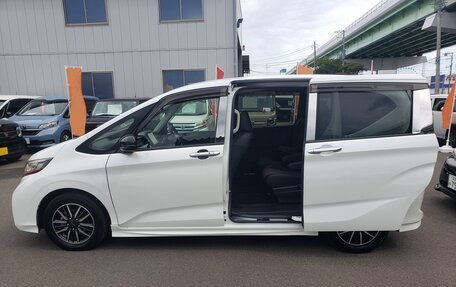 Honda Freed II, 2022 год, 1 405 000 рублей, 34 фотография