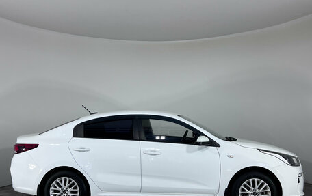 KIA Rio IV, 2018 год, 1 220 000 рублей, 8 фотография