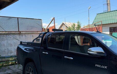 Toyota Hilux VIII, 2016 год, 3 400 000 рублей, 2 фотография