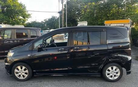 Honda Freed I, 2015 год, 990 000 рублей, 7 фотография