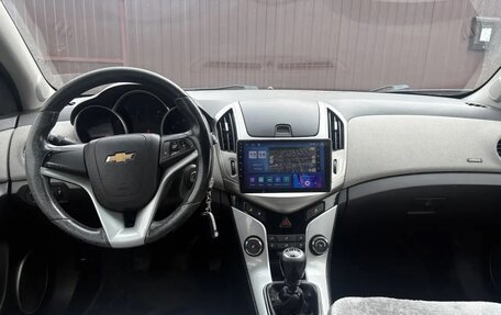 Chevrolet Cruze II, 2013 год, 650 000 рублей, 5 фотография
