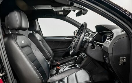 Volkswagen Tiguan II, 2019 год, 2 600 000 рублей, 6 фотография